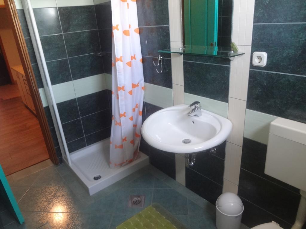 Apartments Zdravac ウマグ エクステリア 写真